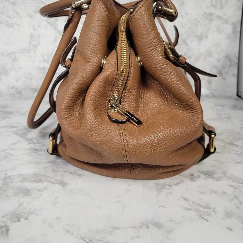 Michael Kors Bedford Luggage Camel Leather Shoulder Bag Tan Gold Designer Purse‎